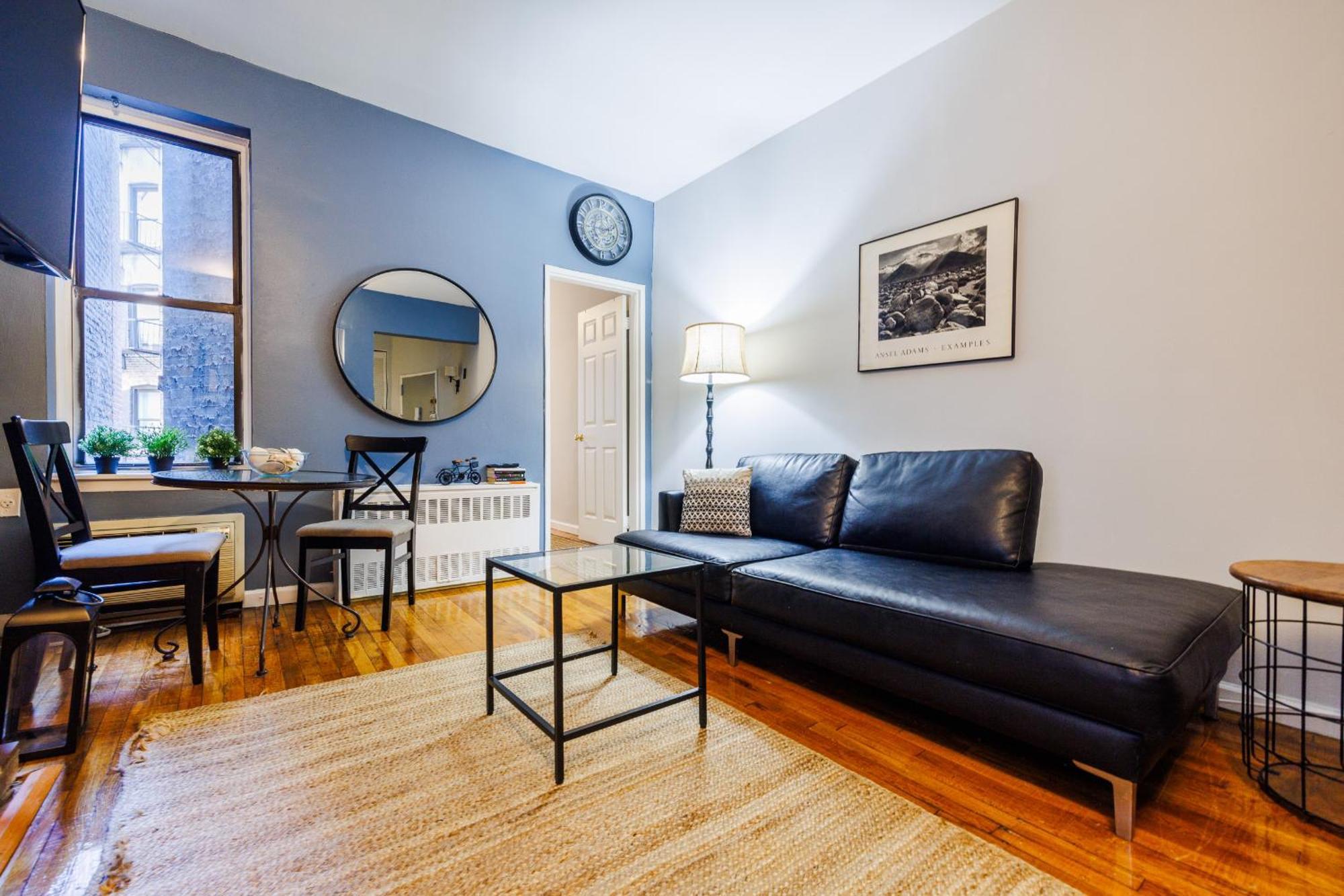 Feel City Like Movie Star In Ues Apartment *